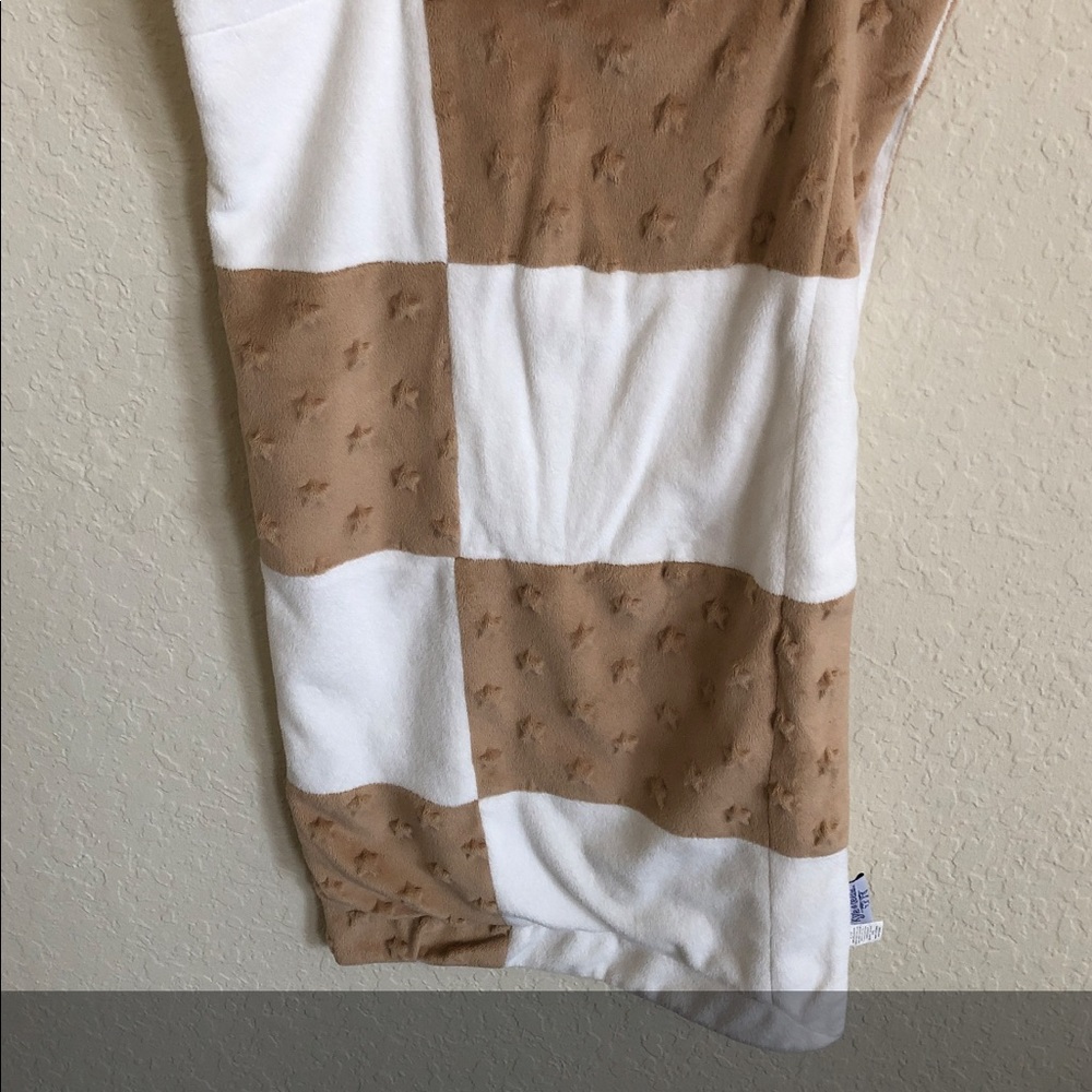 Kyle & Deena 30x30 blanket